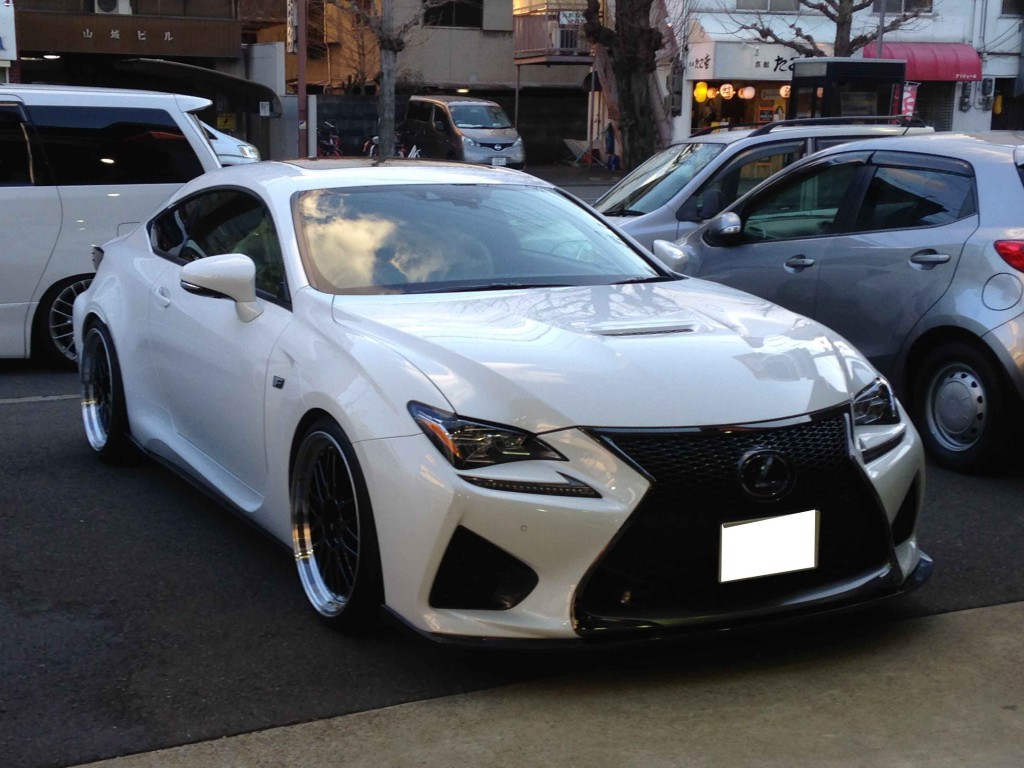 LEXUS RC-F３